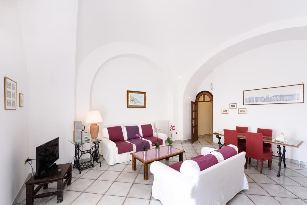 Vicaria By Amalfivacation Apartment Минори Екстериор снимка